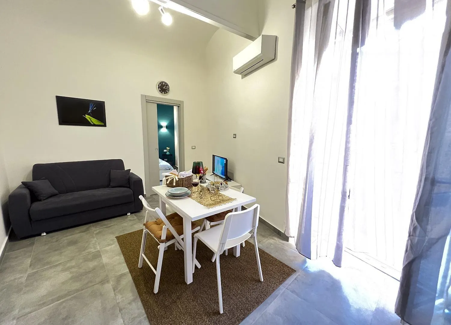 Leoscar Apartment In Catania Center Self Check-In